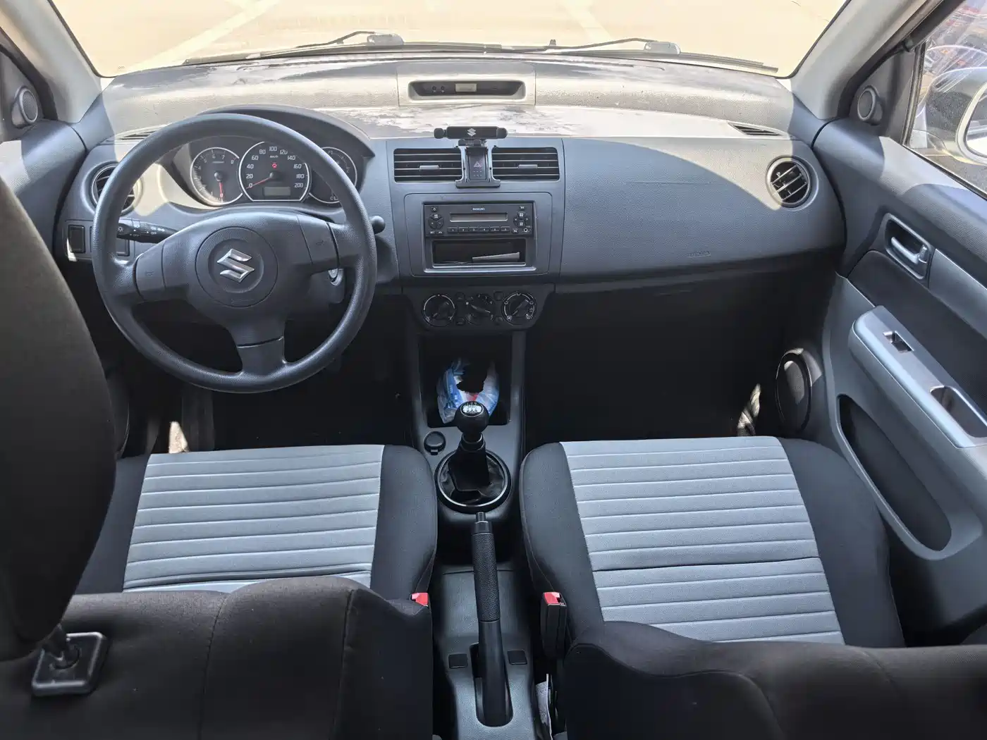Suzuki Swift 2017 2014 1.3L Manual Standard