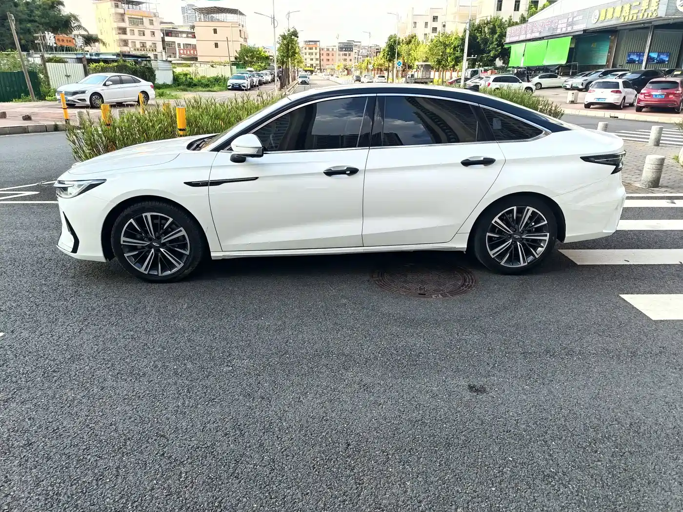 Chery Arrizo 8 2022 2022 1.6T DCT Yi