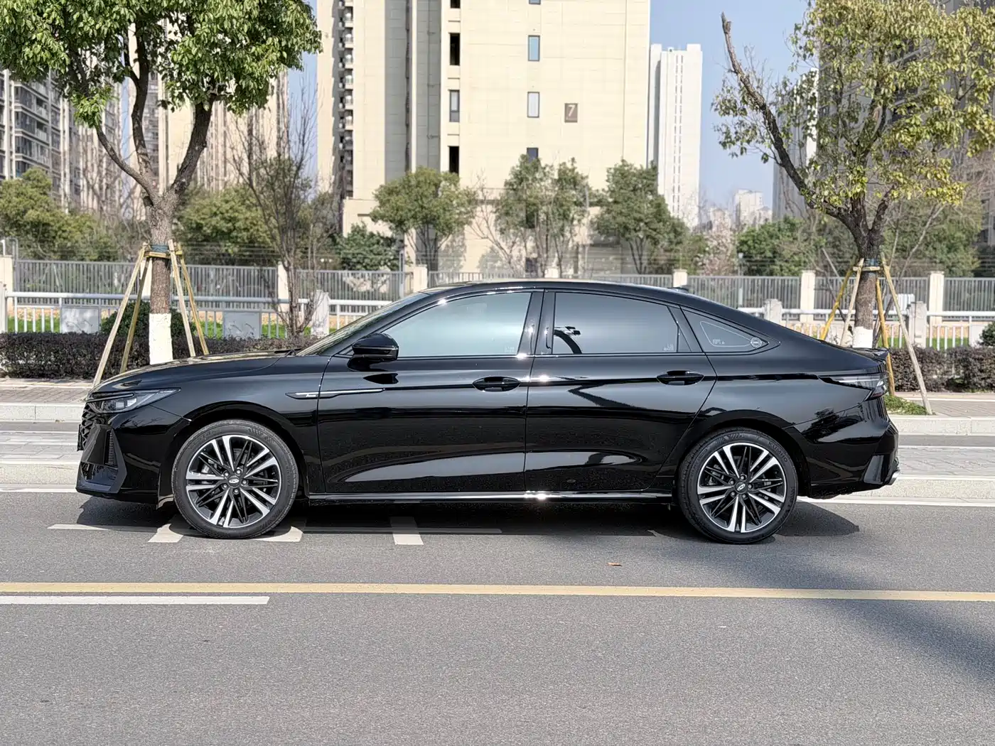 Chery Arrizo 8 2025 2025 Model 2.0T DCT Vigor