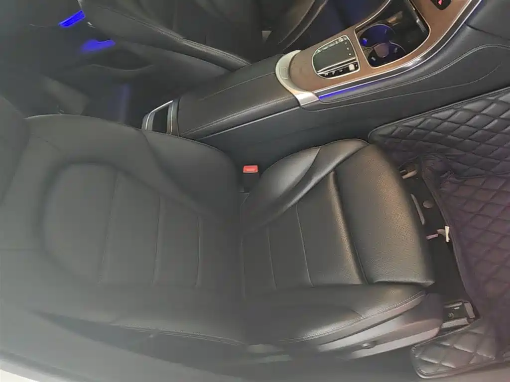 Mercedes-Benz GLC 2020 Facelift GLC 300 L 4MATIC Dynamic фото 25