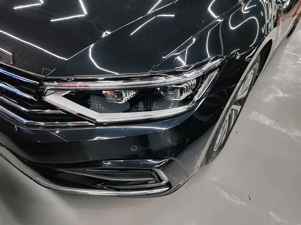 Volkswagen Magotan GTE Plug-in Hybrid 2022 GTE Luxury фото 24