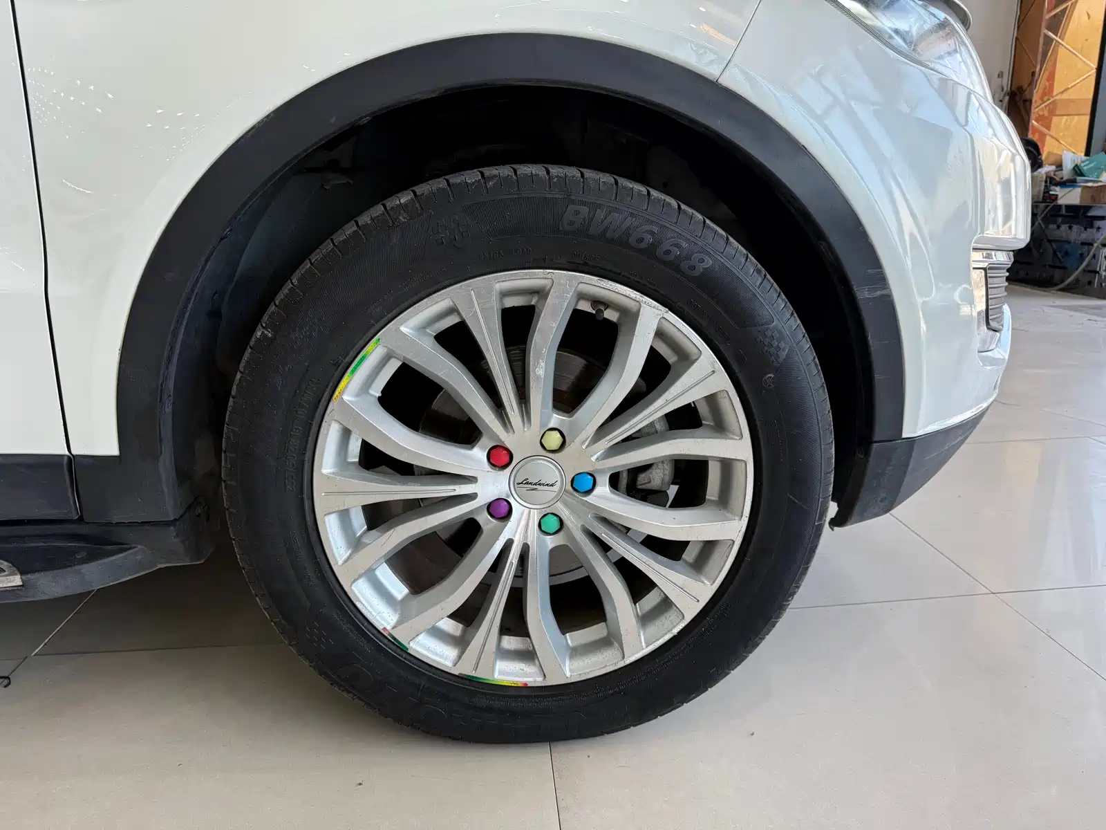 Фото 8 - Landwind X7
