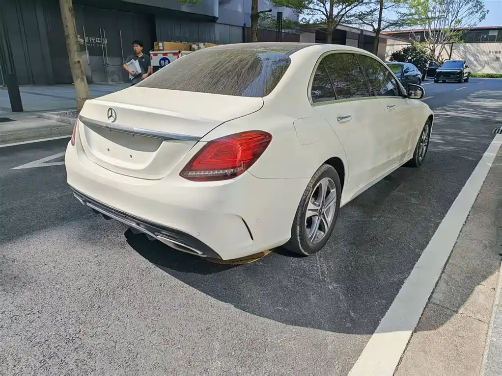 Mercedes-Benz C-Class 2020 C 260 L Sport фото 9
