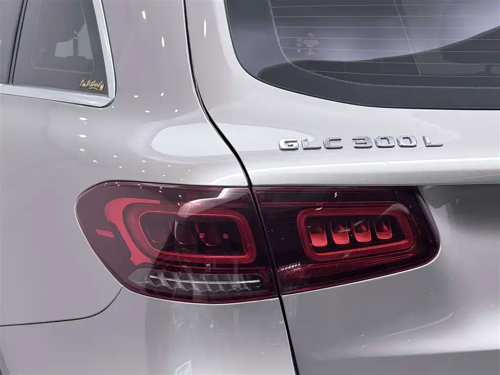 Mercedes-Benz GLC 2020 Facelift GLC 300 L 4MATIC Dynamic фото 10