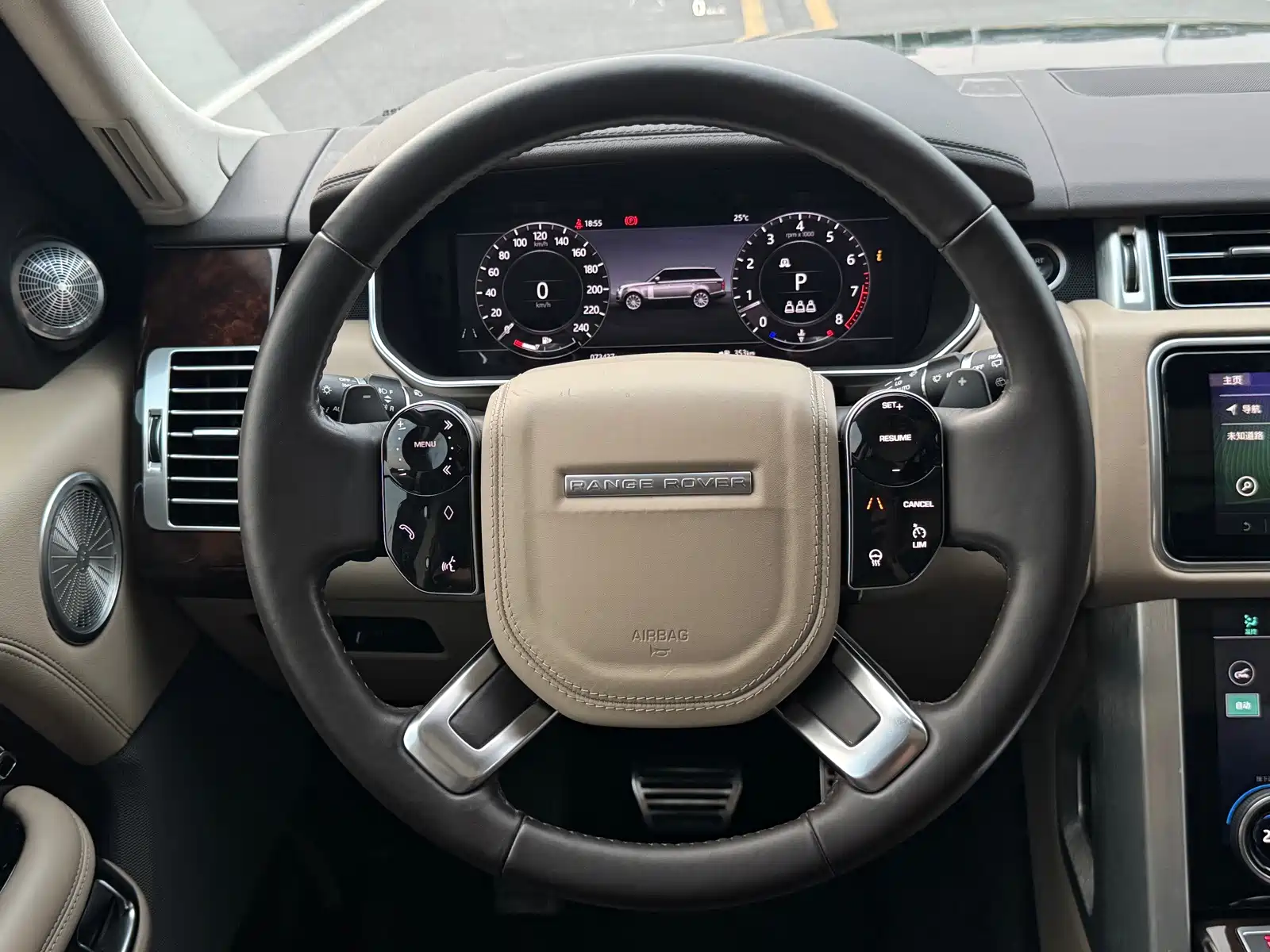 Фото 27 - Land Rover Range Rover