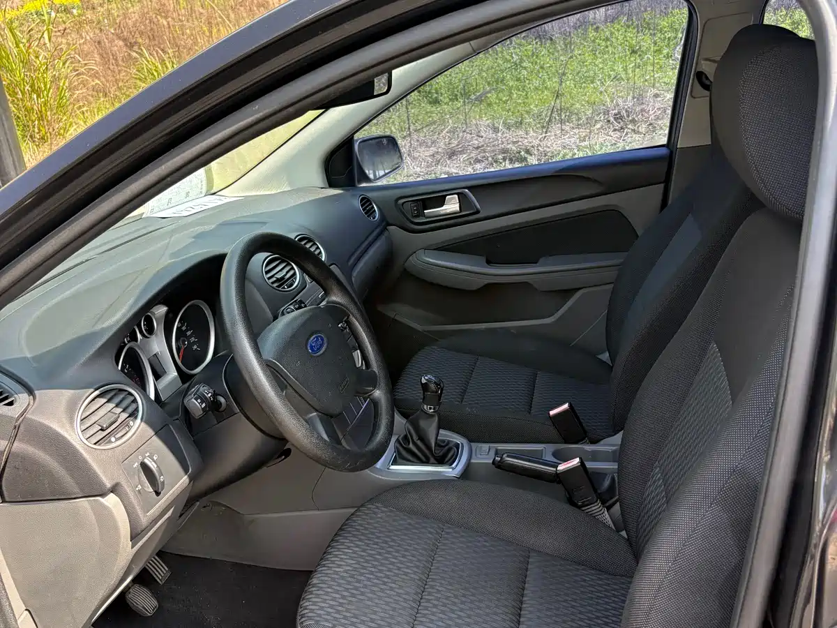Ford Focus 2011 2011 Hatchback 1.8L Manual Comfort