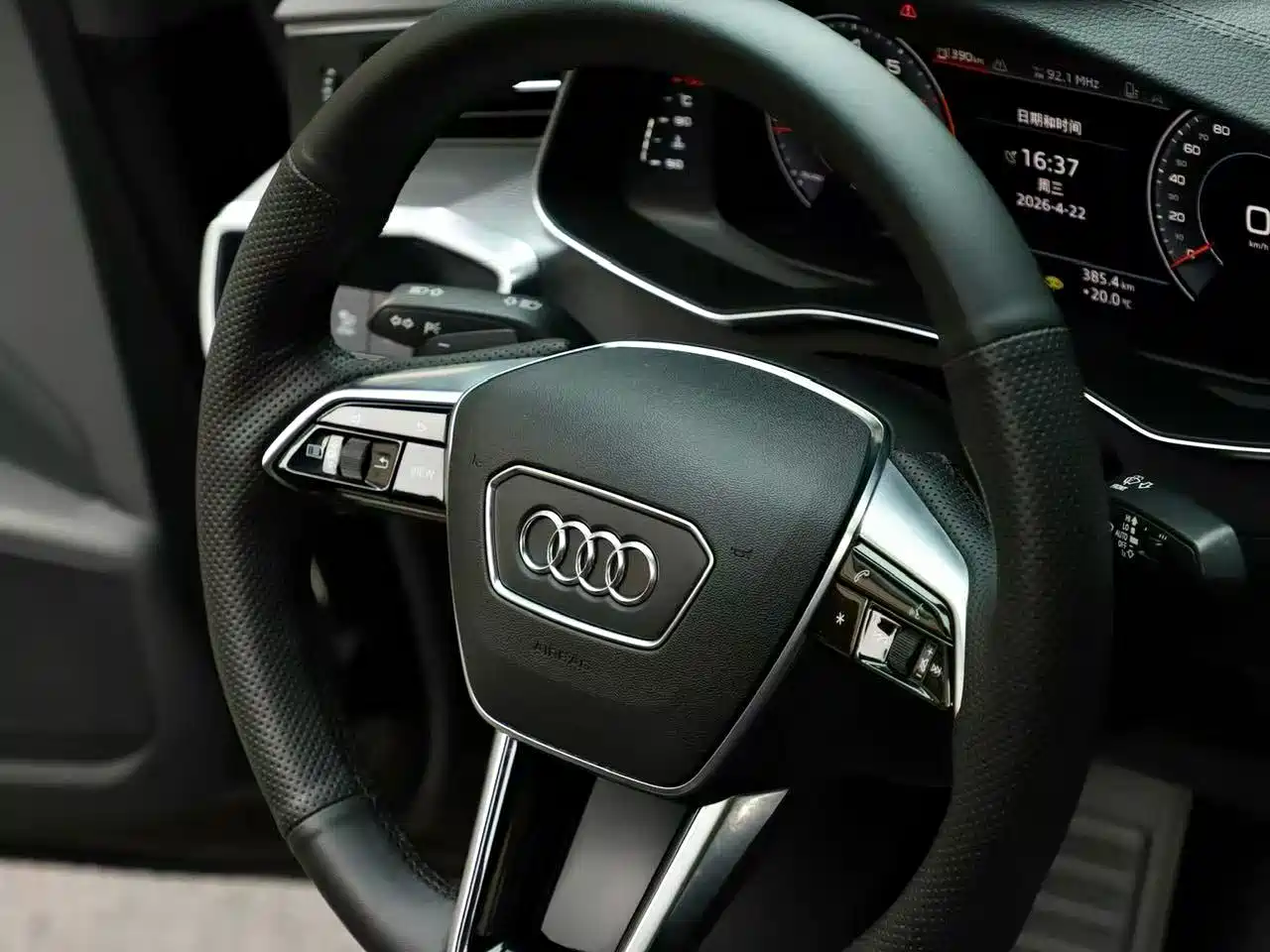 Audi A6L 2019 40 TFSI Luxury Dynamic фото 13