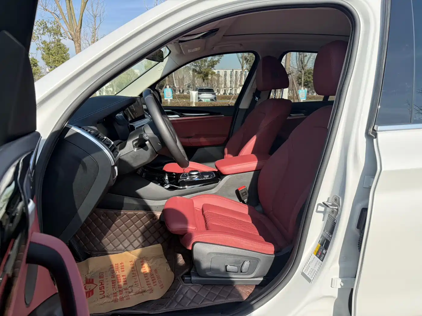 BMW iX3 2024 Leading Edition фото 11