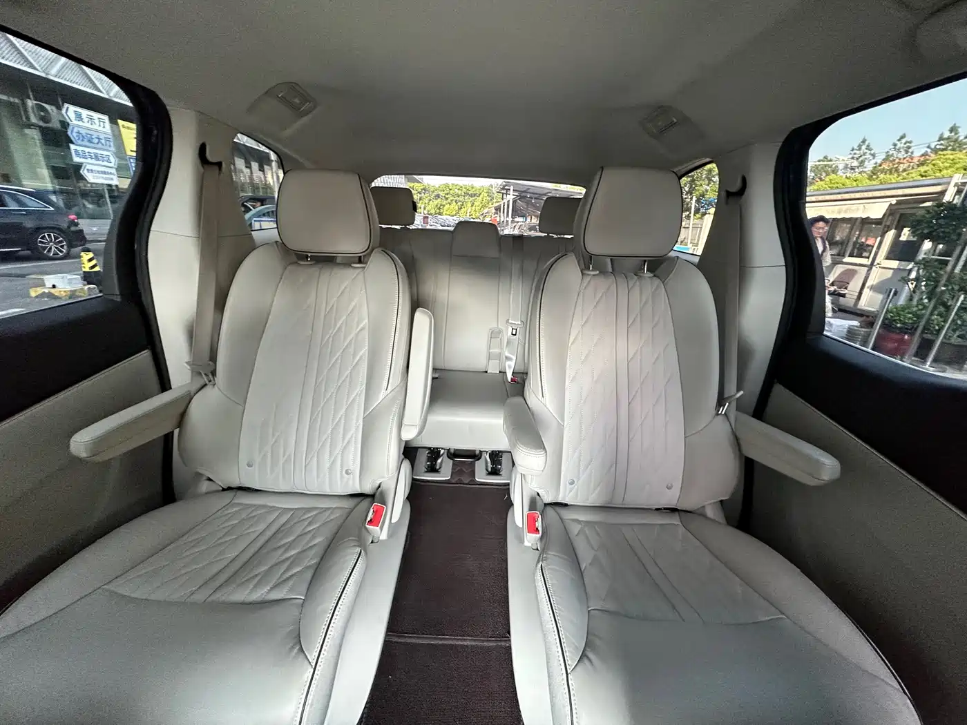 Buick GL8 2023 Land Business Class 652T Luxury фото 7