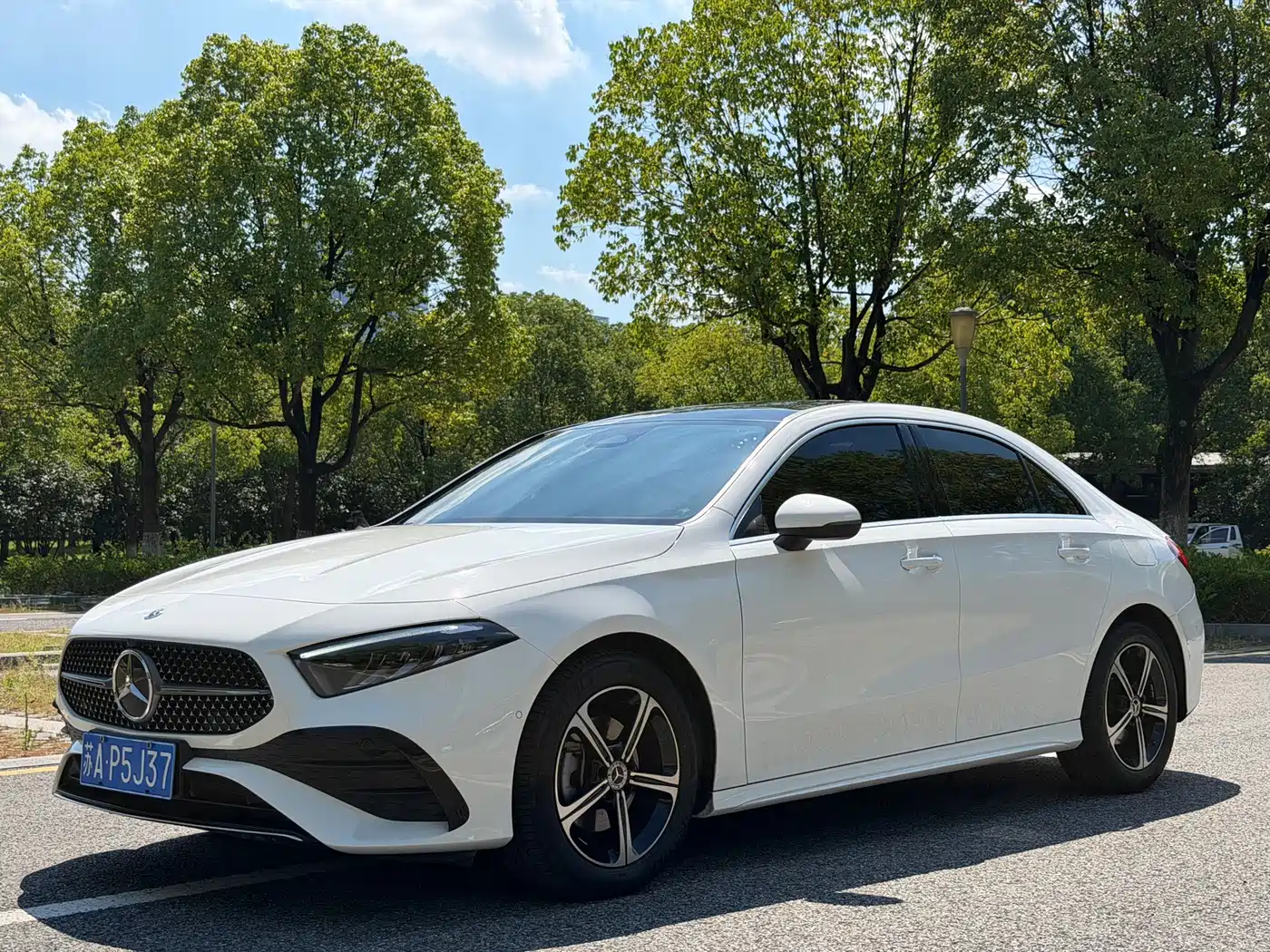 Mercedes-Benz A-Class 2025 2025 Facelift A 200 L Fashion Edition