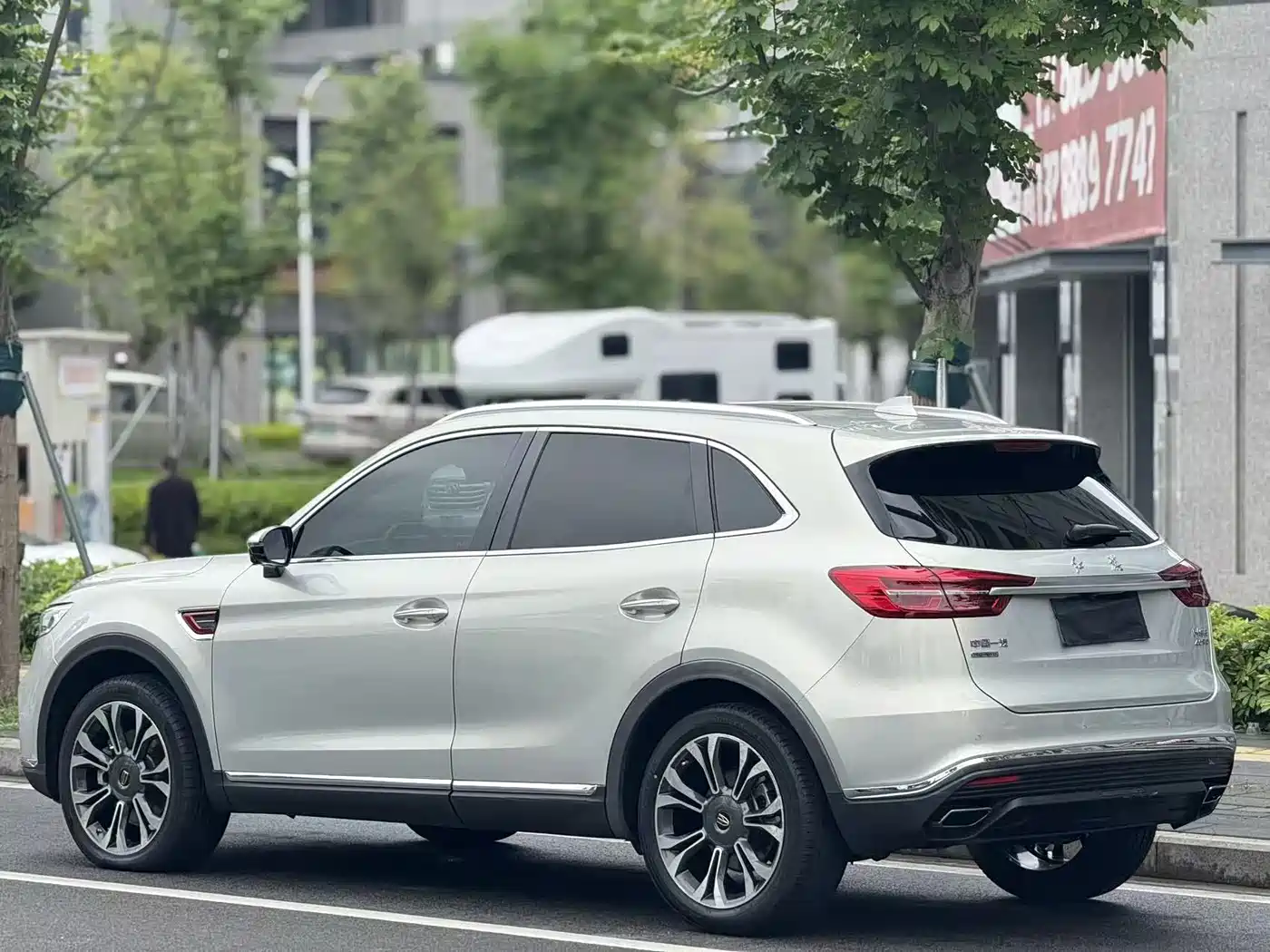 Hongqi HS5 2019 2.0T Smart Connect Enjoy 4WD Edition фото 4