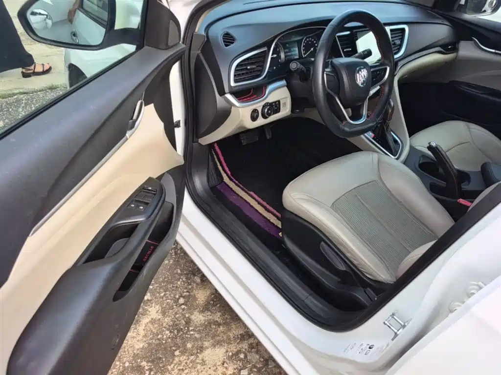 Buick Excelle 2017 15N Automatic Elite фото 16