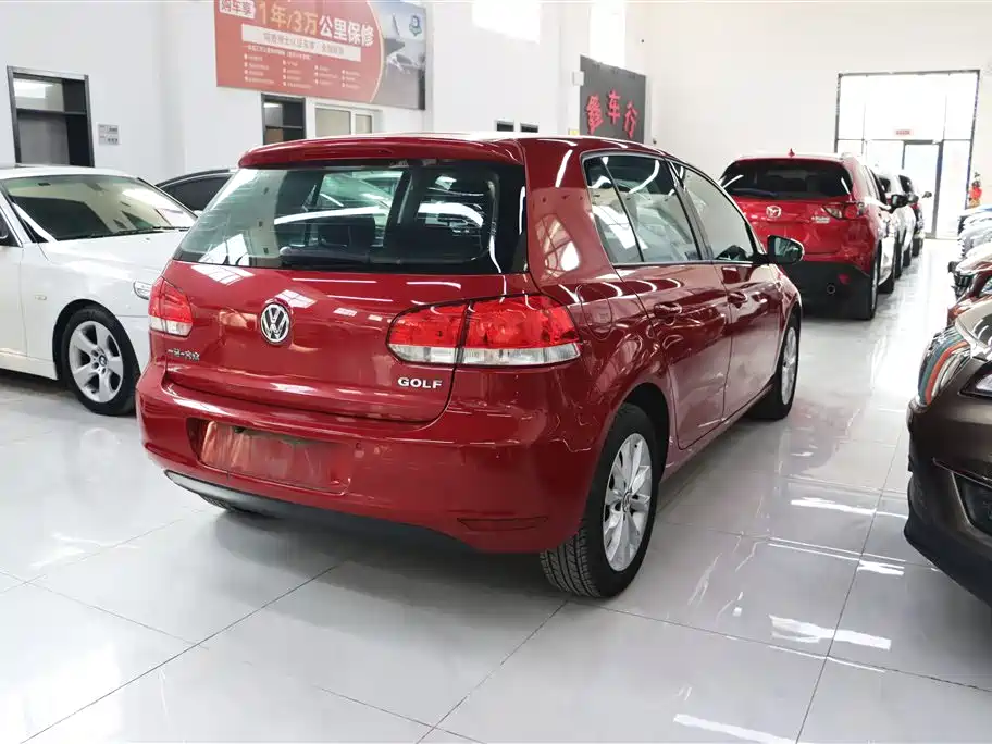 Volkswagen Golf 2012 1.6 Automatic Fashion Type фото 9