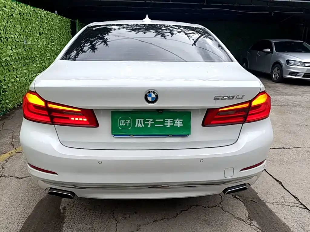 Фото 6 - BMW 5 Series