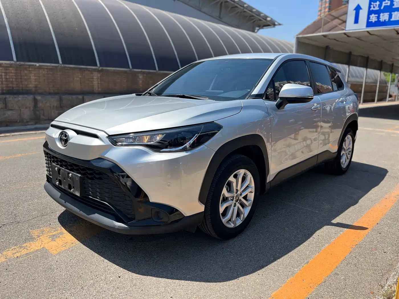 Toyota Frontlander 2022 2.0L CVT Elite