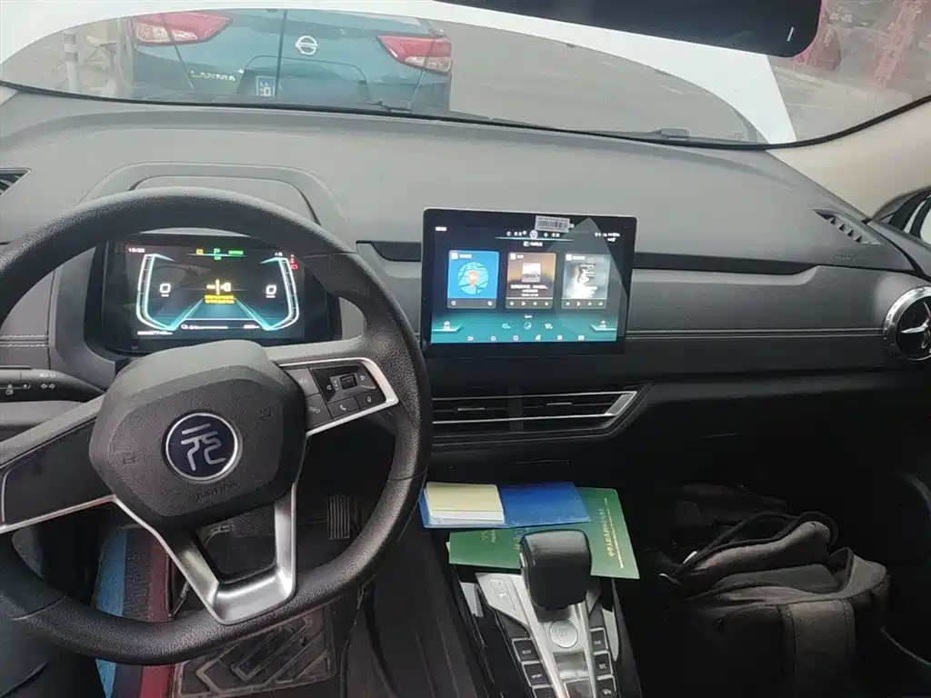 BYD Yuan New Energy 2019 EV535 Smart Connected Trend Leader Type фото 10