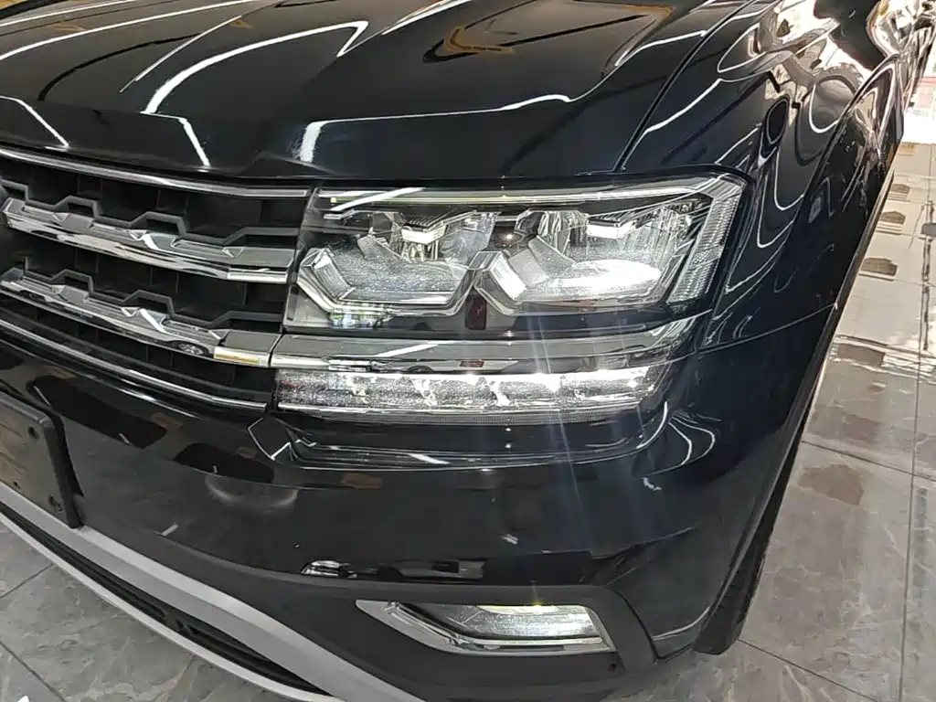 Фото 24 - Volkswagen Teramont