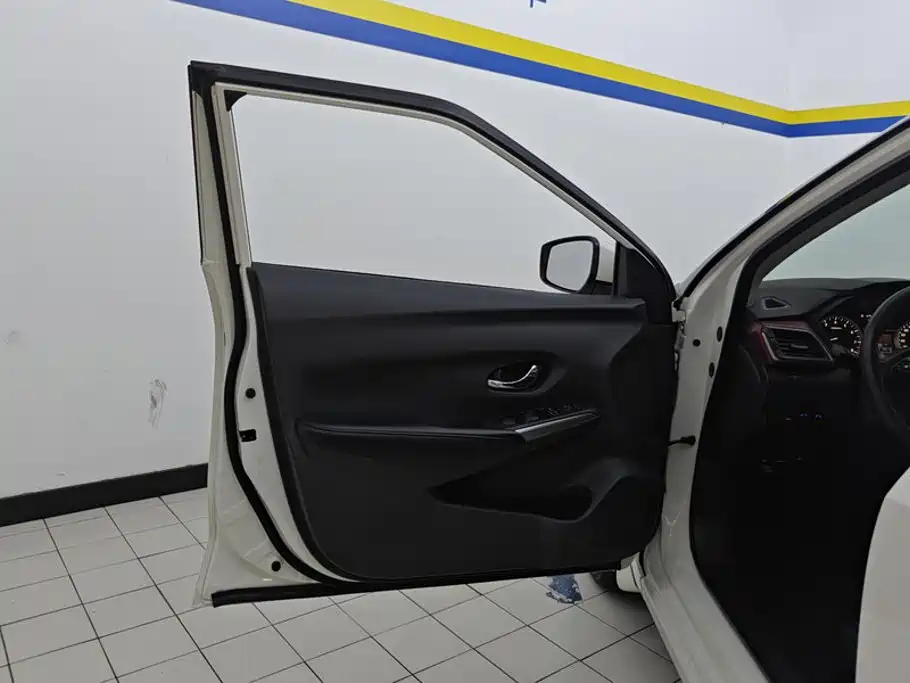 Nissan Bluebird 2020 2020 1.6L CVT Cool Edition