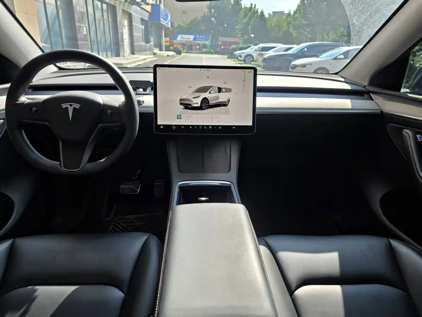 Фото 9 - Tesla Model Y