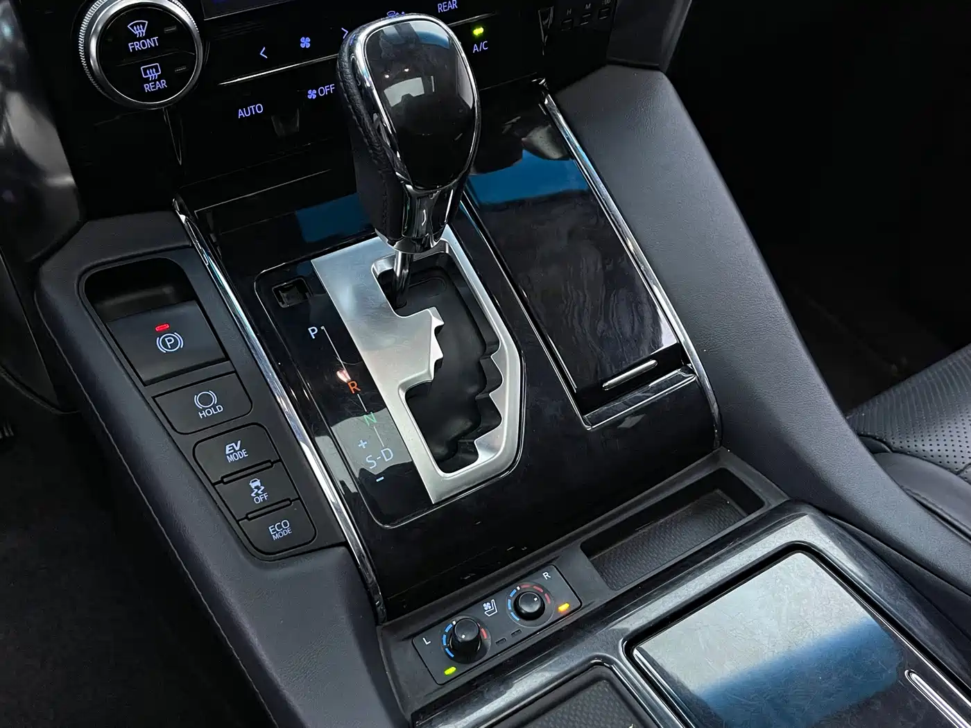 Toyota Vellfire 2019 2019 Hybrid 2.5L HV Luxury Edition