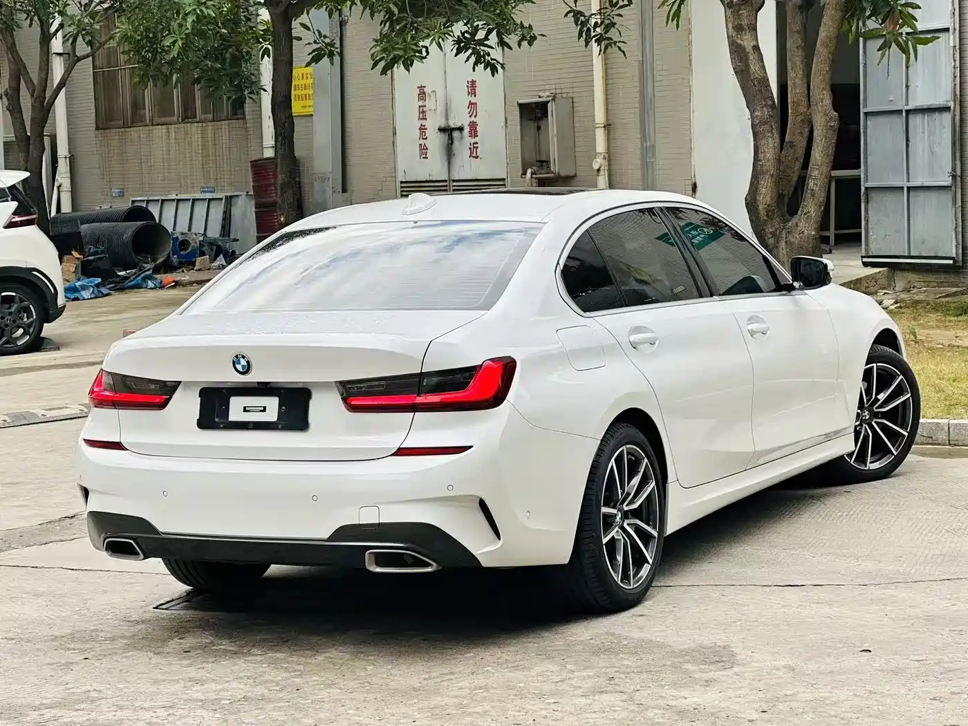 BMW 3 Series 2022 320Li M Sport Package фото 5