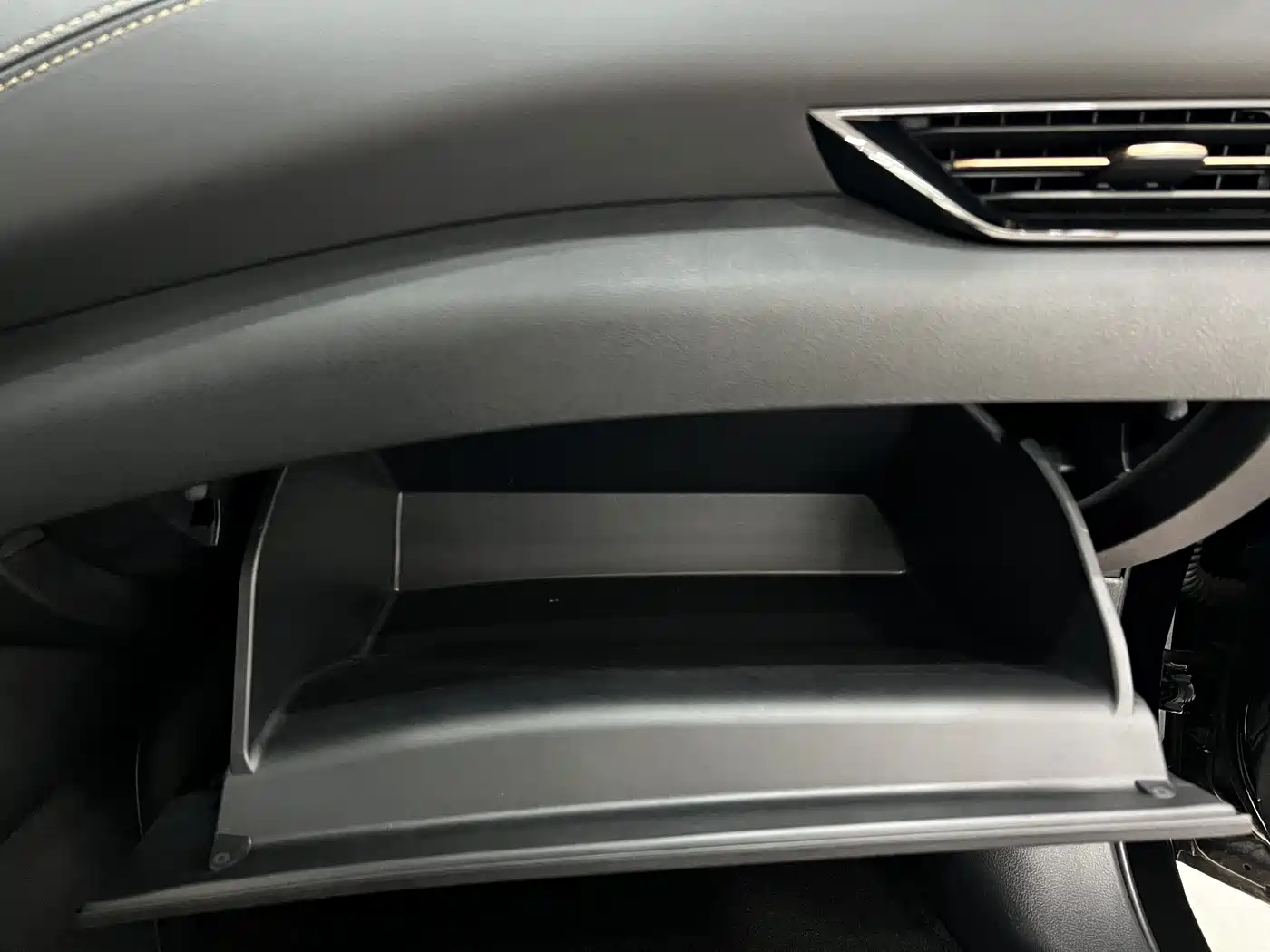 Nissan Sylphy 2025 2023 1.6L CVT Black Gold Edition