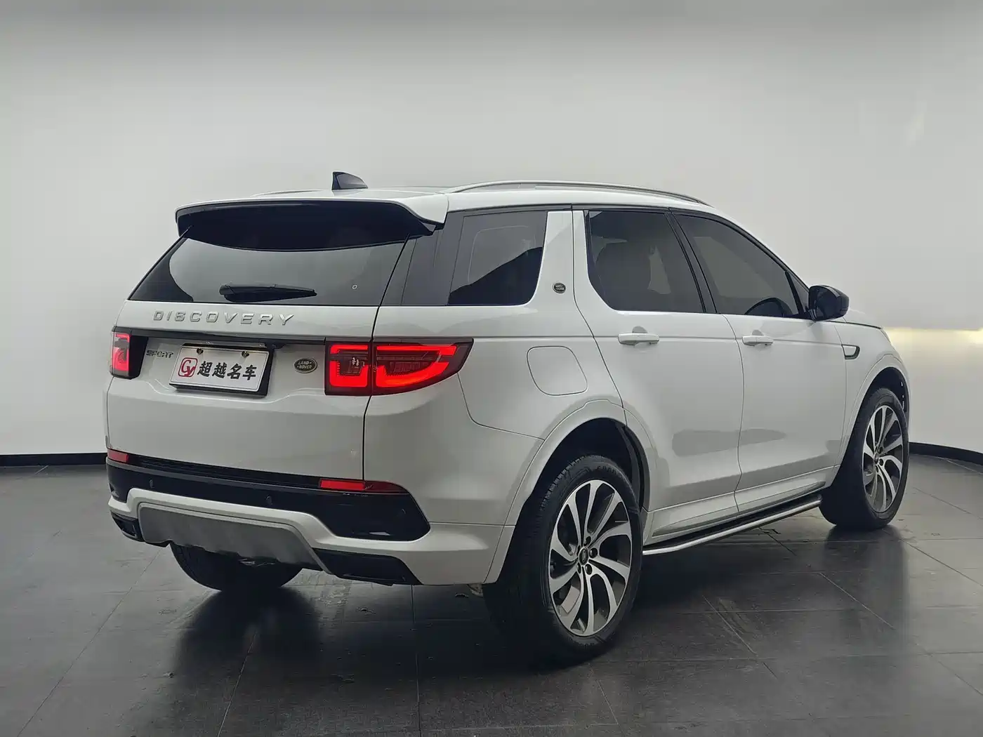 Land Rover Discovery Sport 2024 Performance Technology Edition фото 14