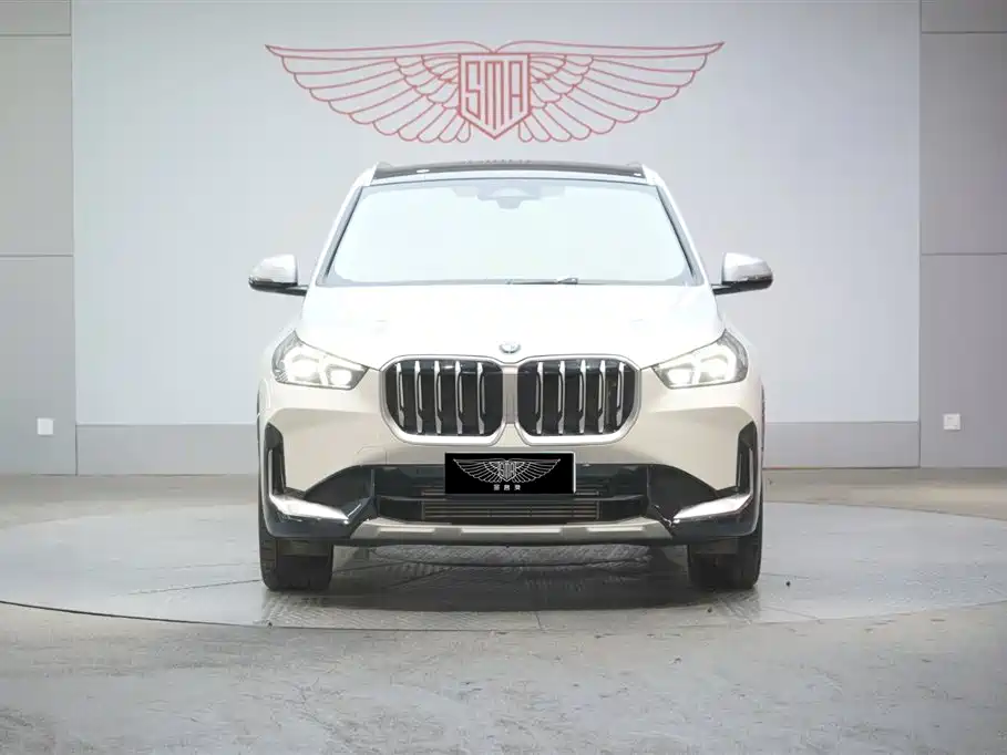 BMW X1 2024 sDrive25Li X Design Package фото 2