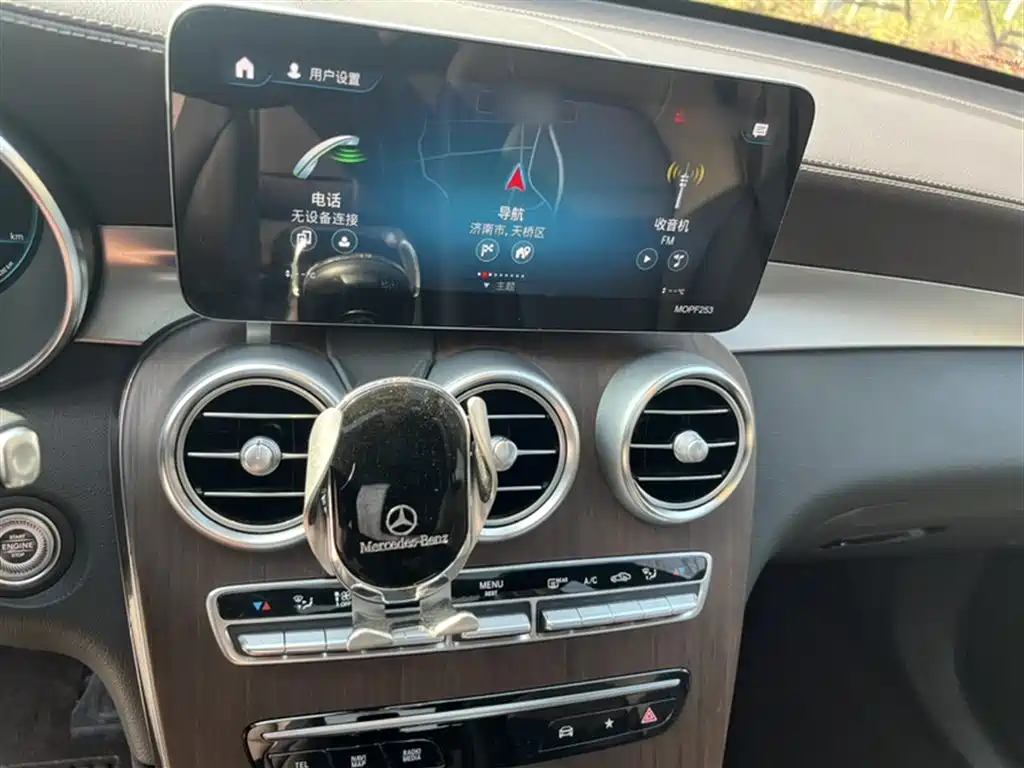 Mercedes-Benz GLC 2021 GLC 300 L 4MATIC Sporty фото 9