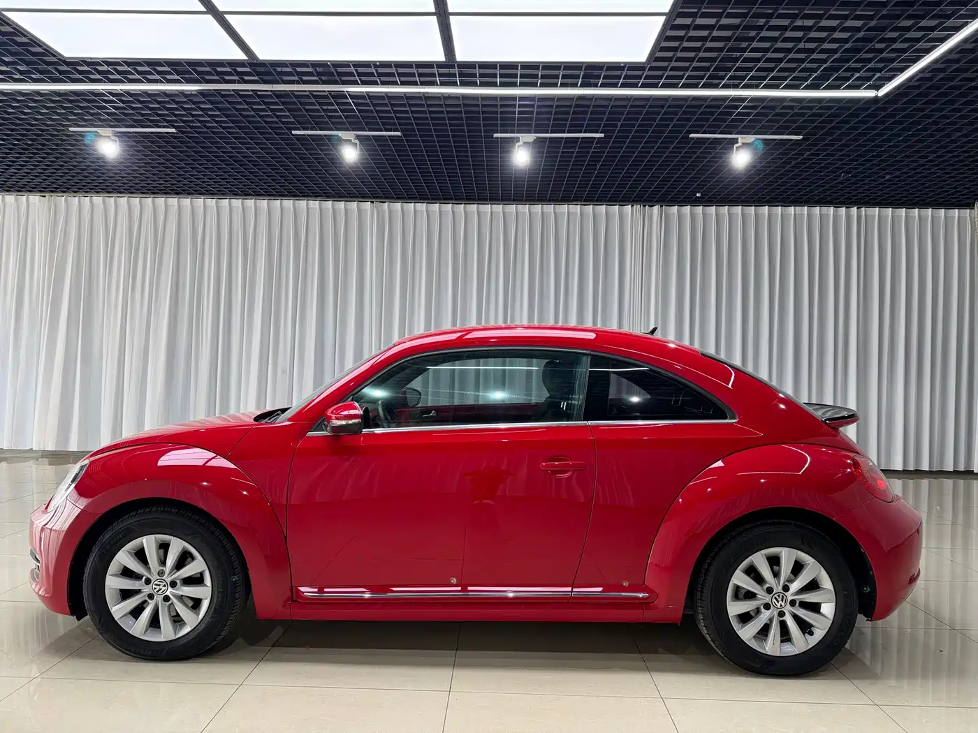 Volkswagen Beetle 2015 180TSI фото 3