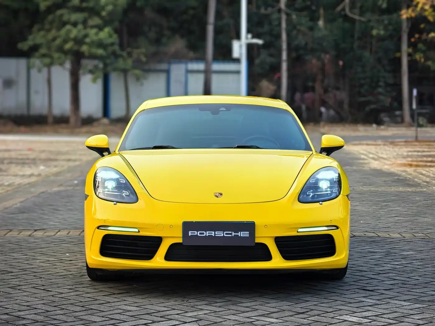 Porsche 718 2018 Cayman 2.0T фото 2