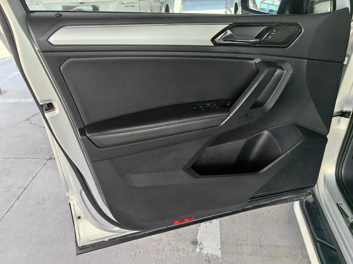 Volkswagen Tiguan L 2018 330TSI Automatic 2WD Luxury Edition фото 7