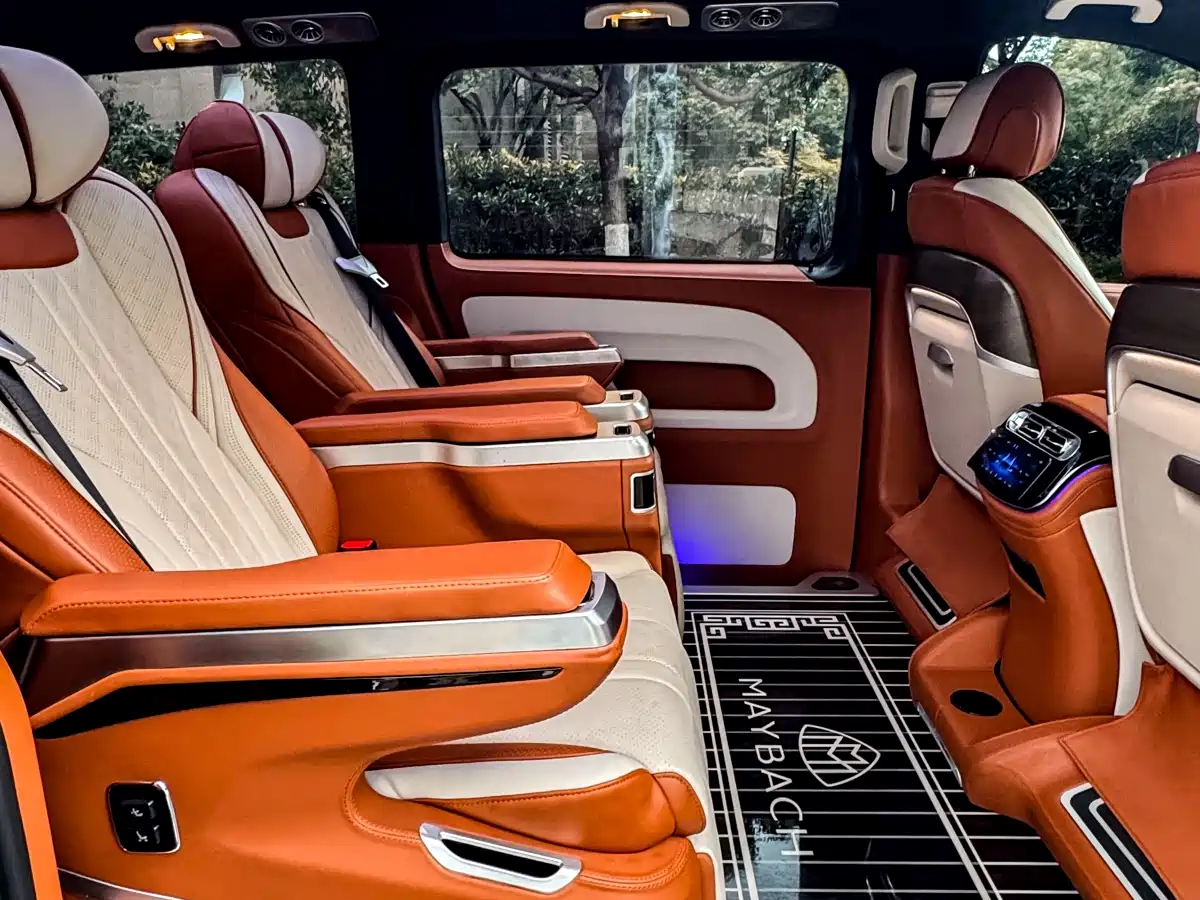 Mercedes-Benz Vito 2021 2.0T Business Edition 7-seater фото 18