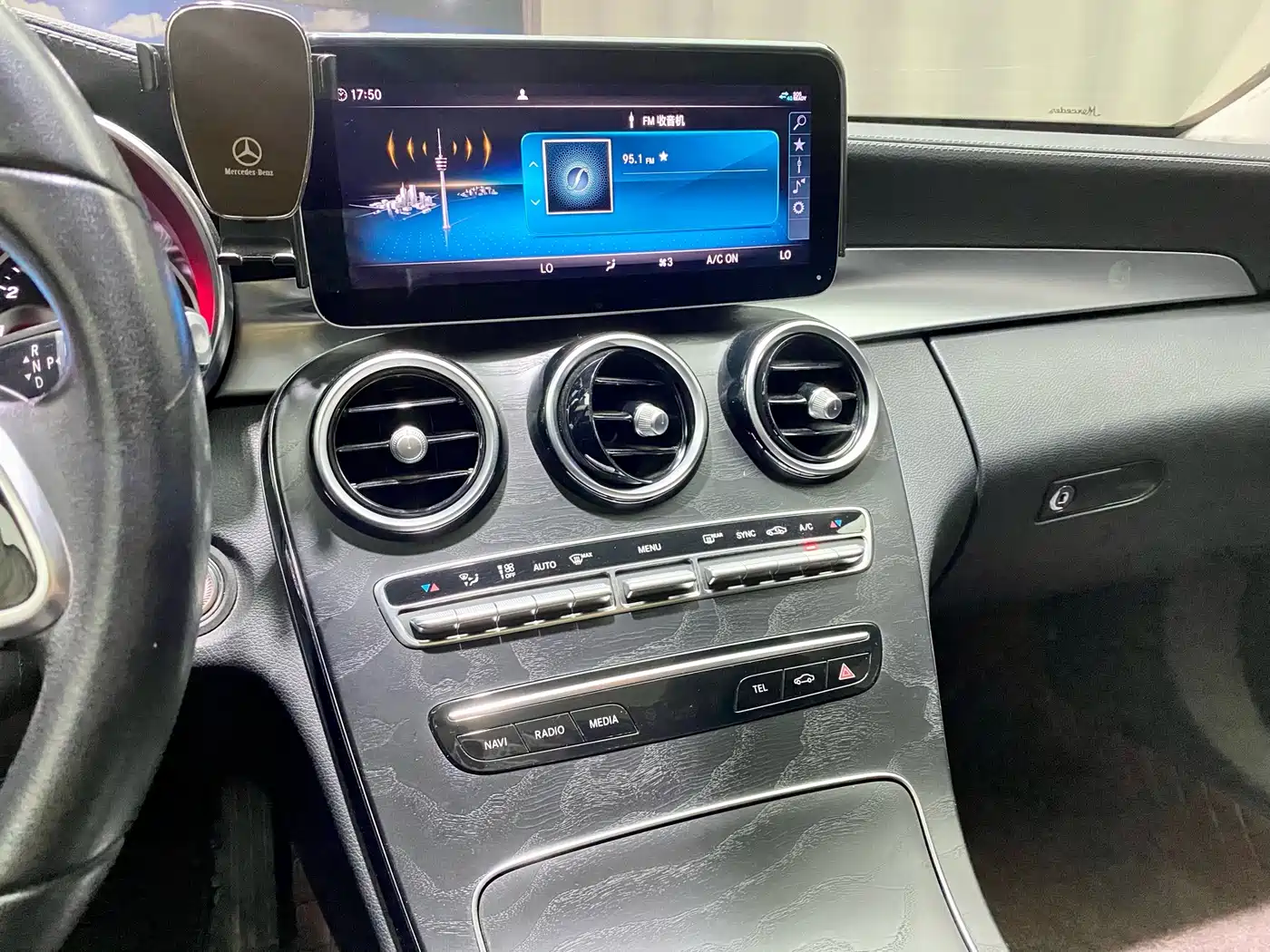Mercedes-Benz C-Class 2019 C 260 L Sport фото 17