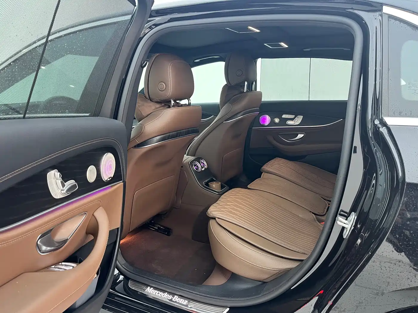 Mercedes-Benz E-Class 2023 E 300 L Sport Luxury фото 7