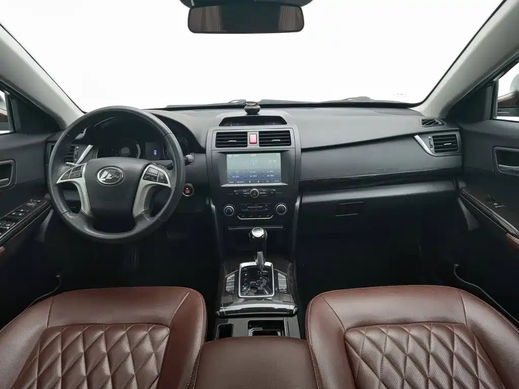 Lifan 820 2015 2015 2.4L Automatic Flagship