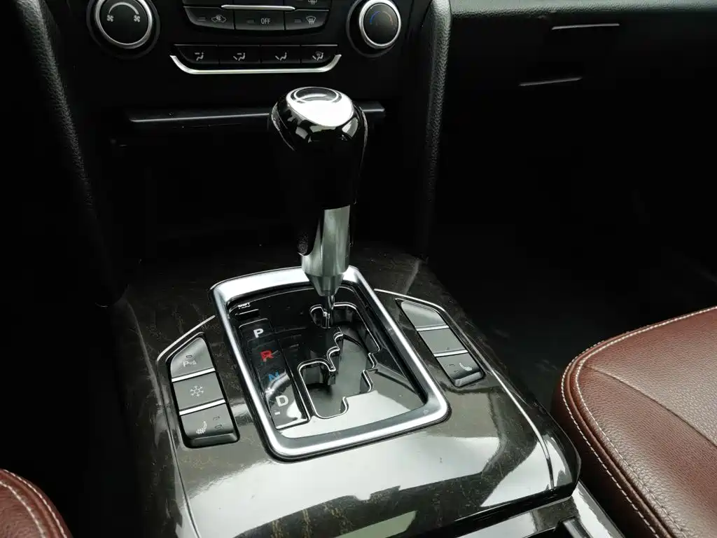 Lifan 820 2015 2015 2.4L Automatic Flagship