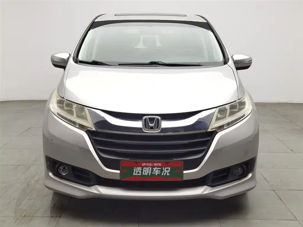 Honda Odyssey 2015 2.4L Smart Edition фото 3