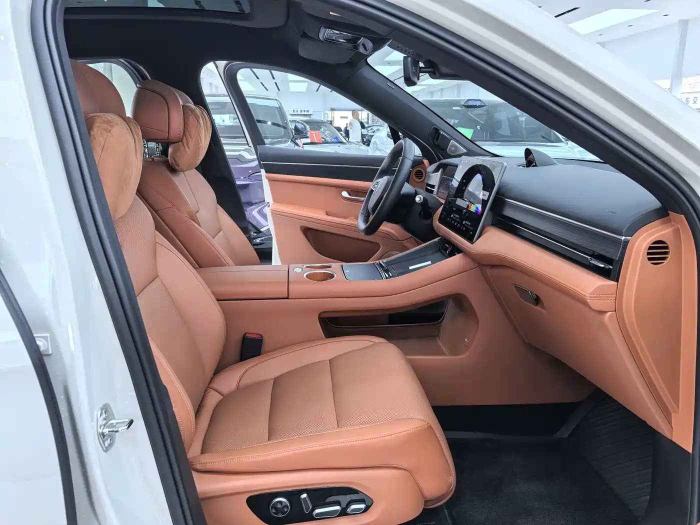 AITO Wenjie AITO M5 2025 Extended Range Ultra AWD фото 11