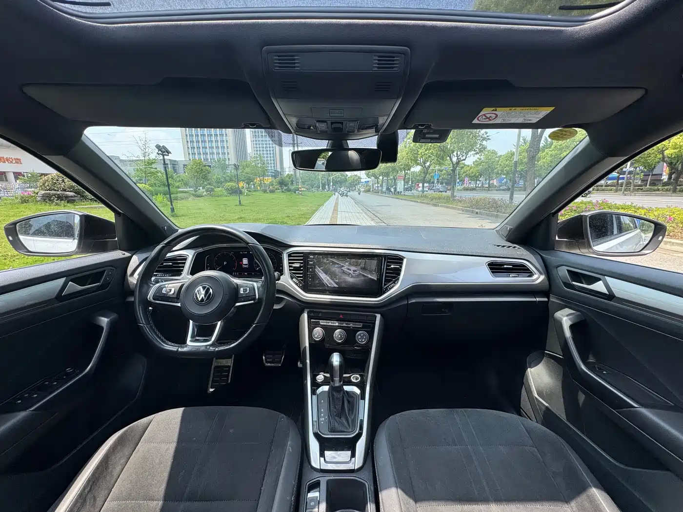 Volkswagen T-ROC 2022 280TSI DSG 2WD R-Line Pro PLUS фото 9