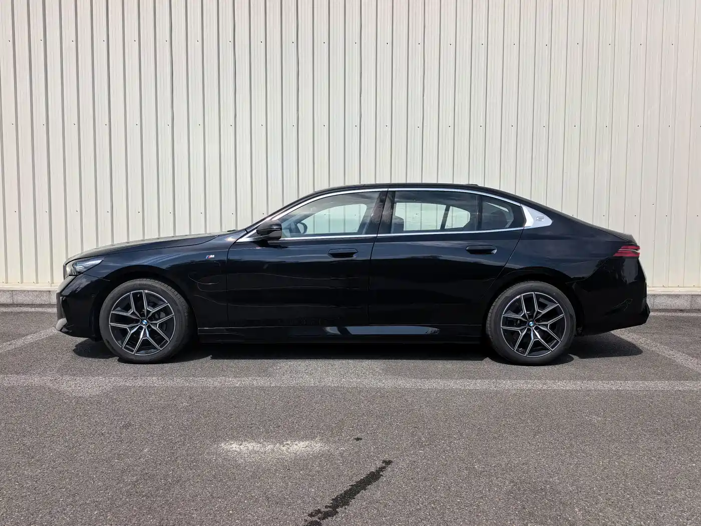 BMW i5 2025 2025 eDrive 35L M Sport Package