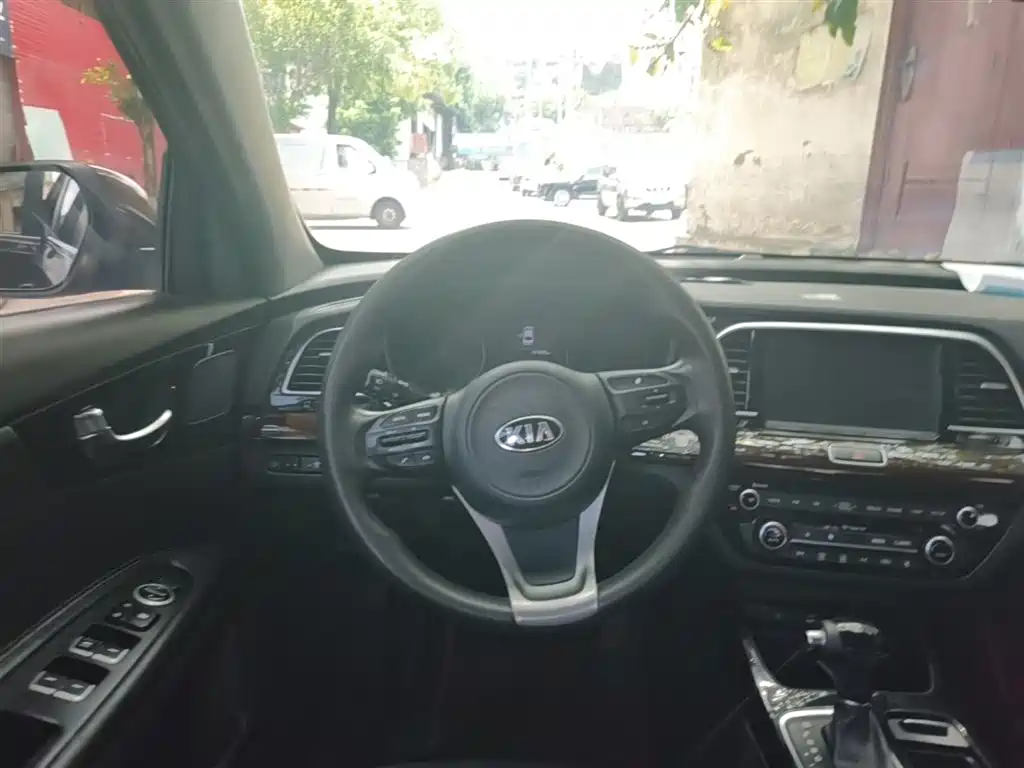 Kia Kaishen 2017 1.8L Automatic GLS фото 11