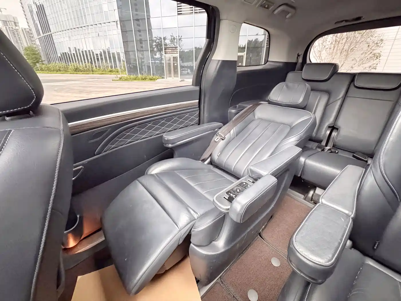 GAC Trumpchi Trumpchi M8 2018 320T Premium Edition фото 14