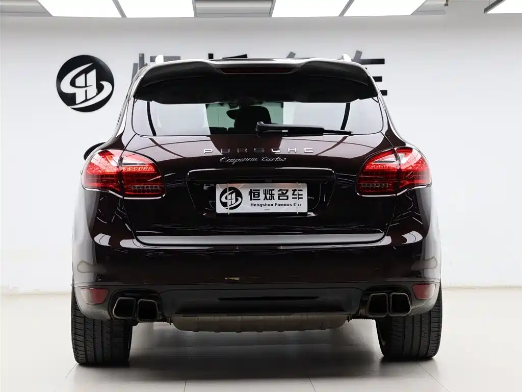 Porsche Cayenne 2014 Cayenne Platinum Edition 3.0T фото 30