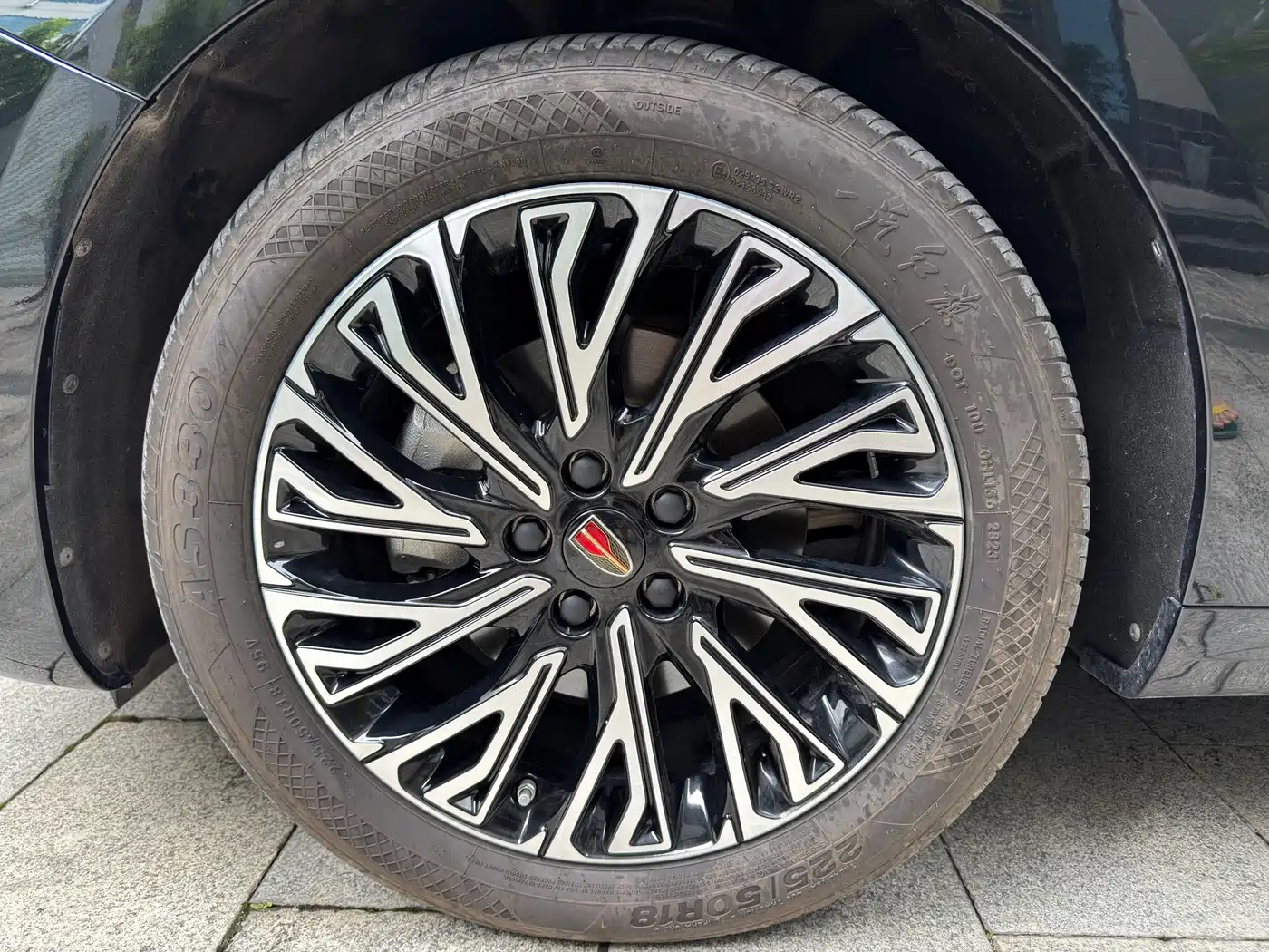 Hongqi H5 2023 2.0T Auto Smart Connect Flag Comfort фото 10