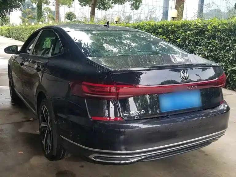 Volkswagen Passat 2026 2026 Outstanding Edition 380TSI Starlight Dragon Soaring Version
