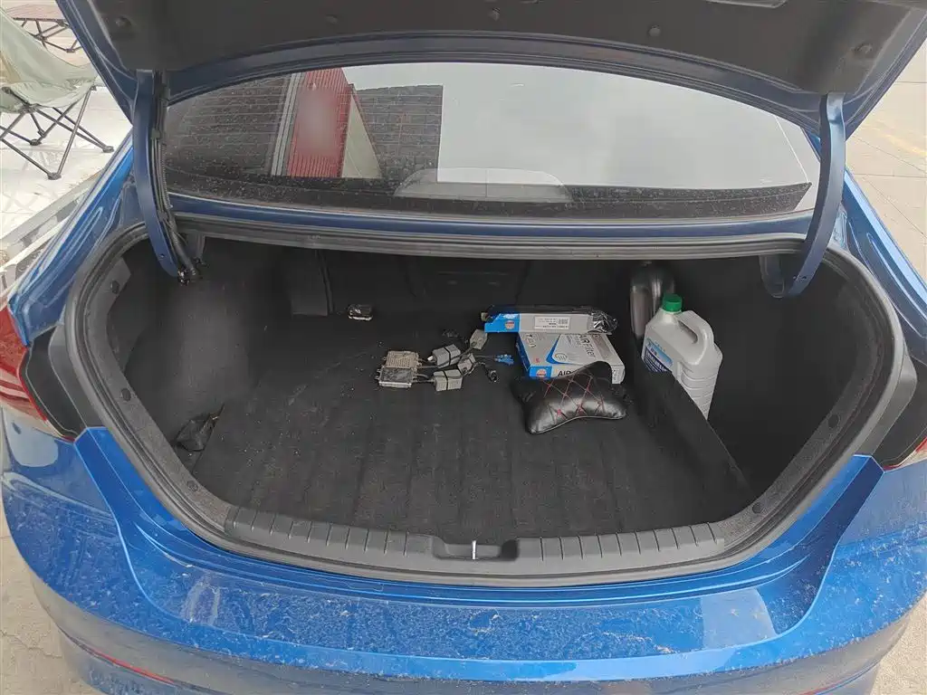 Hyundai Elantra 2016 Model 1.6L Automatic Smart Elite фото 19