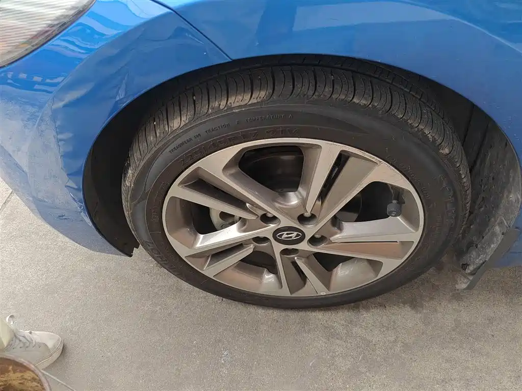 Hyundai Elantra 2016 Model 1.6L Automatic Smart Elite фото 23