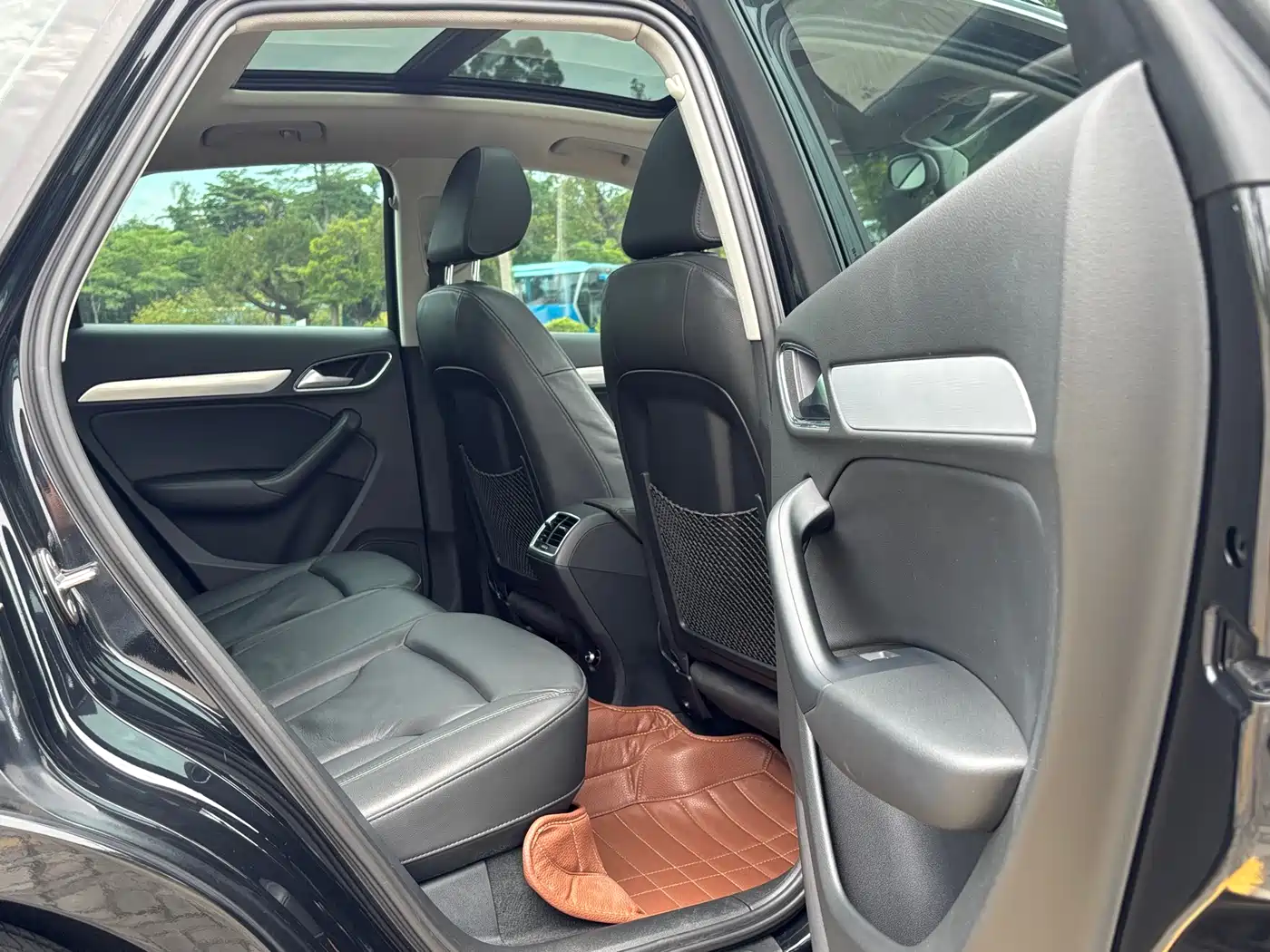 Audi Q3 2015 30 TFSI Comfort фото 6