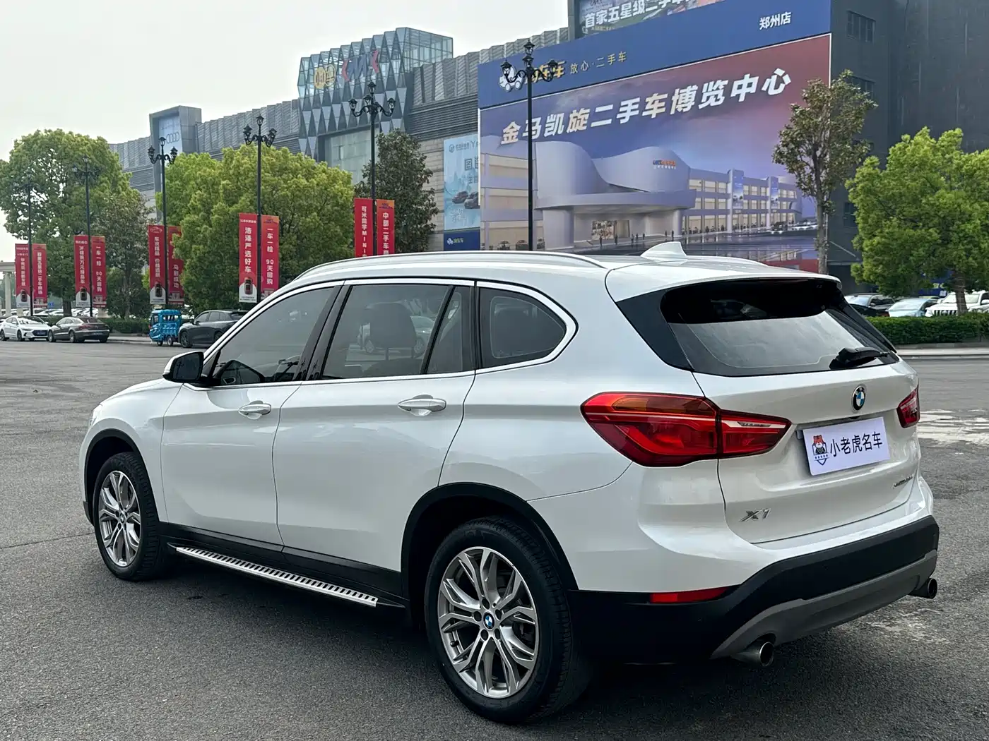 BMW X1 2019 sDrive20Li Leading Model фото 7